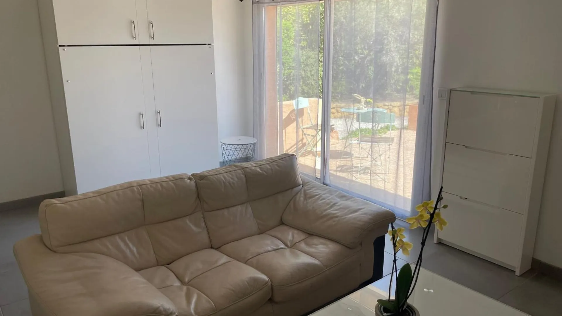 Apartment Studio Charmant Avec Terrasse Lancon-Provence