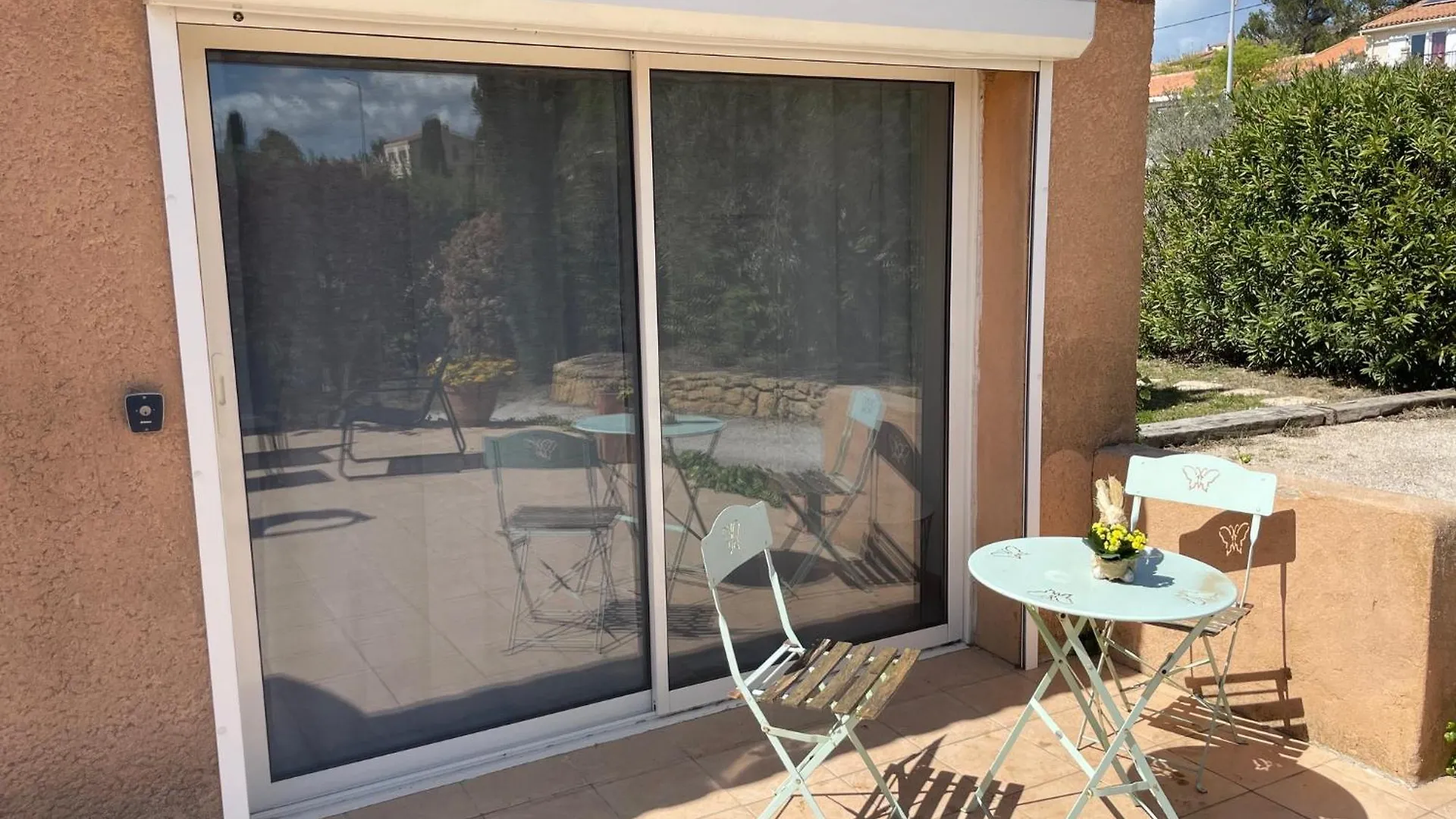 Apartment Studio Charmant Avec Terrasse Lancon-Provence